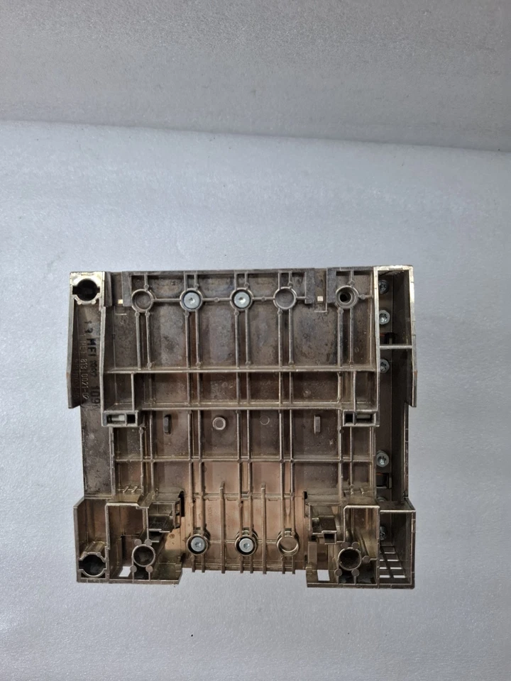 Siemens 6ES5 095-8MA02 Simatic S5-95U PLC Programmable Logic Controller Used